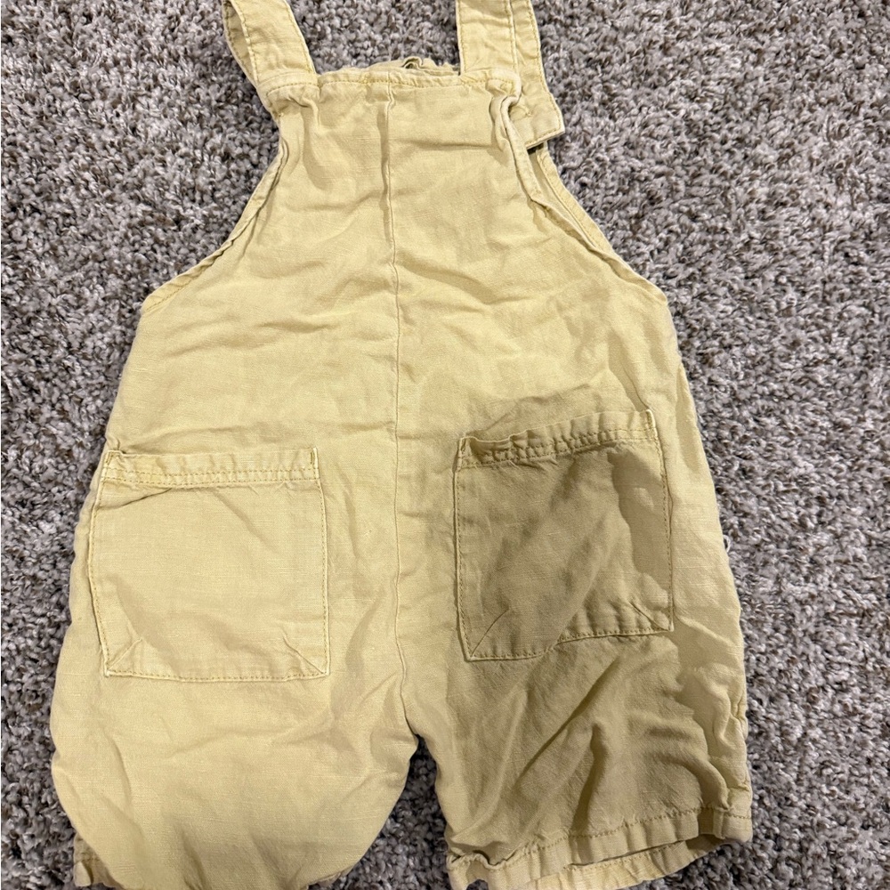 🔴🔴Zara Overalls - Picture 2 of 3